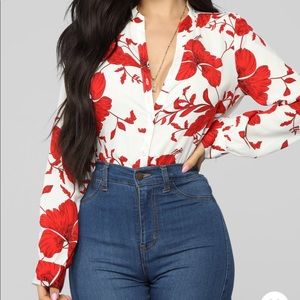 Fashion Nova Floral Blouse size Small